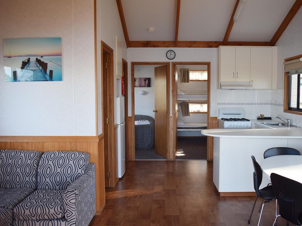 Cohuna Waterfront Holiday Park エクステリア 写真